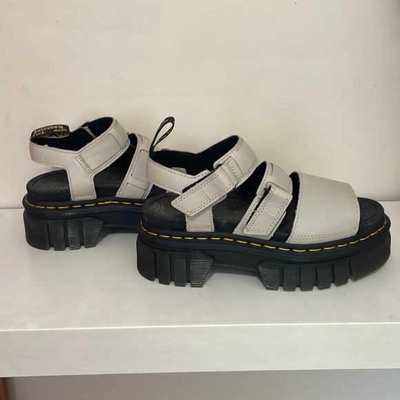 Dr. Martens White Platform Sandals - Picture 4 of 6